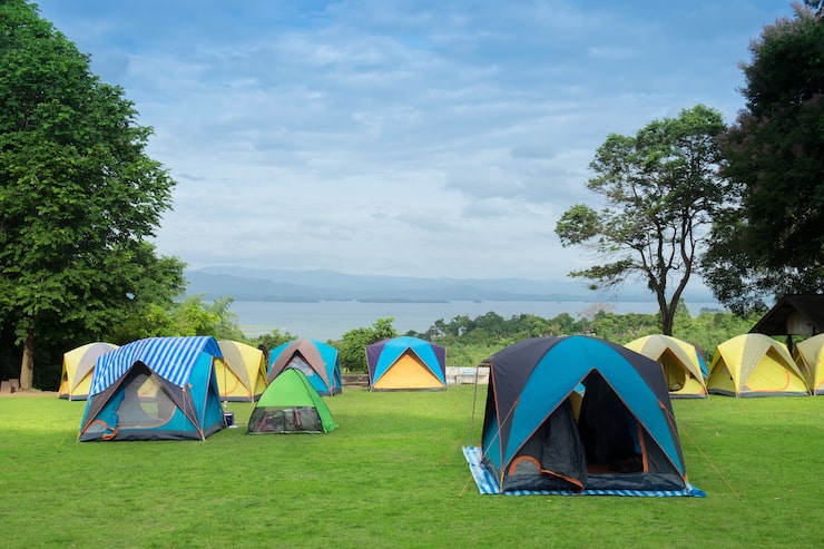 https://hilltopcamplembang.com/tempat-camping-di-lembang-bandung-murah/